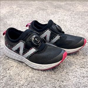 New Balance BOA kids runners sz.11
